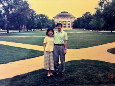 Prof. Joyce Yen Feng (left), the recipient of the 2026 Madhuri and Jagdish N. Sheth International Alumni Award for Exceptional Achievement, stands next to her husband, Richard Li Cheng Chang, in front of Foellinger Auditorium in this throwback photo Feng submitted.
