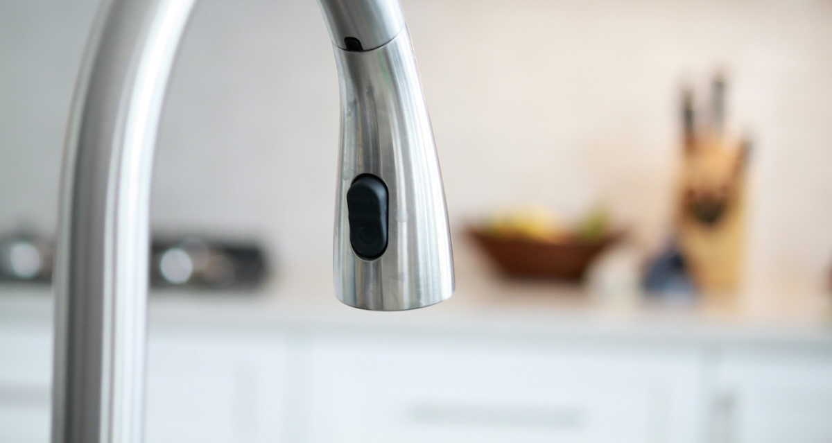 A kitchen faucet