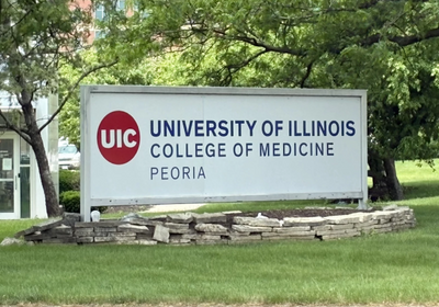 a sign for the University of Illinois College of Medicine Peoria